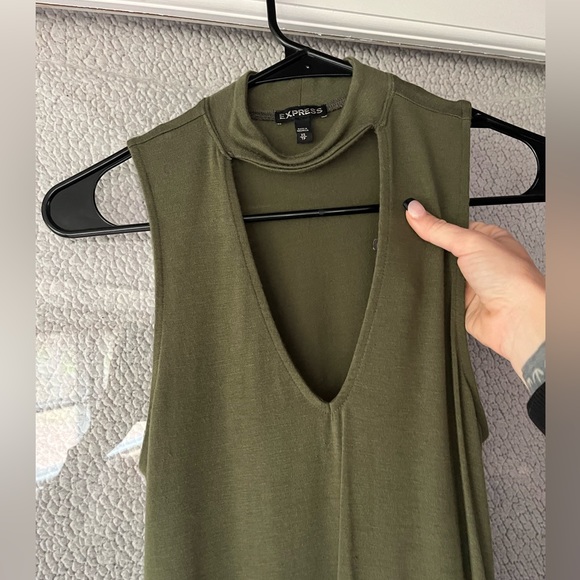 EXPRESS Top NWOT - Picture 3 of 4